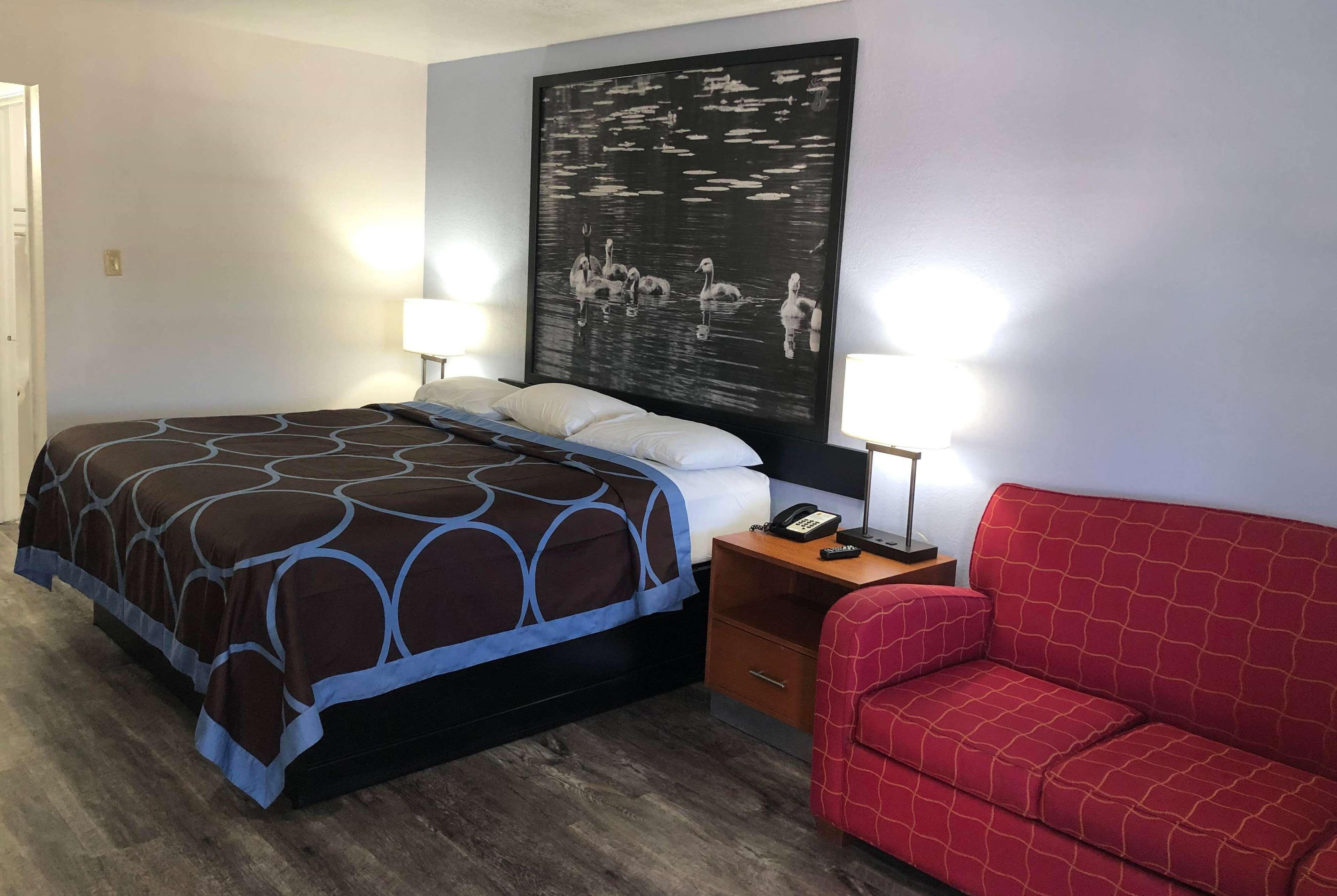 Super 8 By Wyndham - Canton, Texas Exterior photo